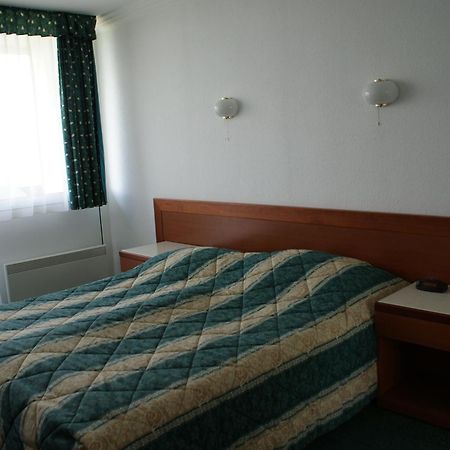 Riviera Park Hotel Balatonfoldvar Bagian luar foto